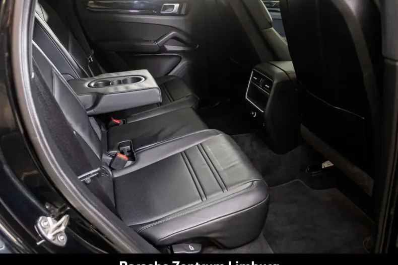 Porsche Cayenne din 2023 cu 43.900 km - oferta POR167324 - foto 33