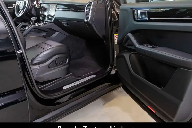 Porsche Cayenne din 2023 cu 43.900 km - oferta POR167324 - foto 35