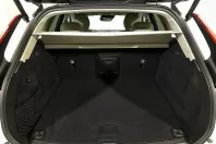 Volvo XC60 din 2020 cu 124.685 km - oferta VOL167327 - foto 12