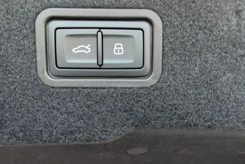 Audi A8 din 2023 cu 27.505 km - oferta AUD167329 - foto 36