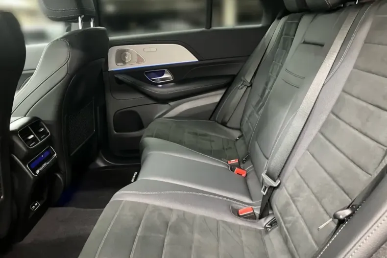 Mercedes-Benz GLE 450 din 2024 cu 9.232 km - oferta MER167339 - foto 11