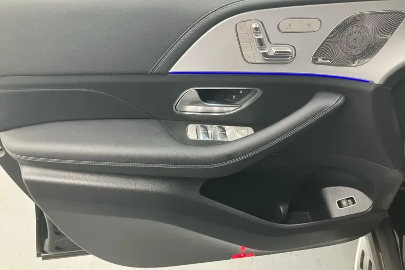 Mercedes-Benz GLE 450 din 2024 cu 9.232 km - oferta MER167339 - foto 13