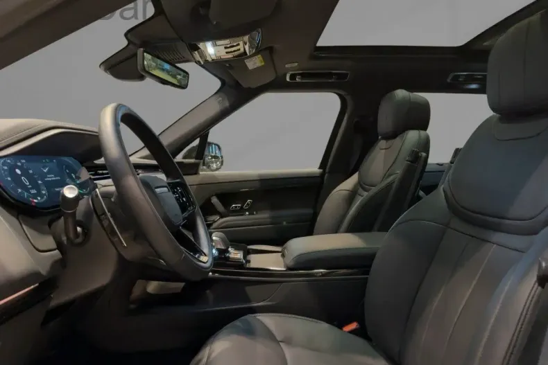 Land Rover Range Rover Sport din 2025 cu 10.758 km - oferta LAN167341 - foto 8