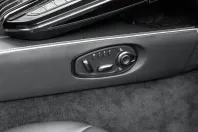 Aston Martin V8 Vantage din 2025 cu 5.500 km - oferta AST167348 - foto 20