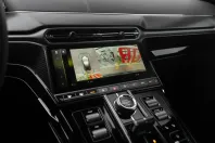 Aston Martin V8 Vantage din 2025 cu 5.500 km - oferta AST167348 - foto 29