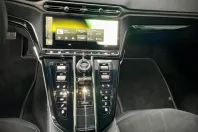 Aston Martin V8 Vantage din 2024 cu 5.400 km - oferta AST167350 - foto 16