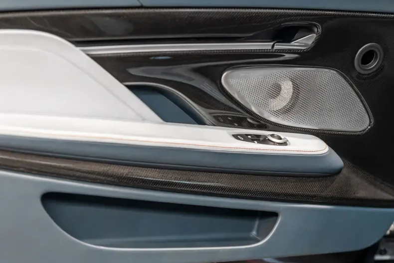 Aston Martin Vanquish din 2025 cu 9.999 km - oferta AST167351 - foto 23