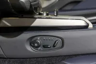 Aston Martin Vanquish din 2025 cu 10.500 km - oferta AST167352 - foto 16