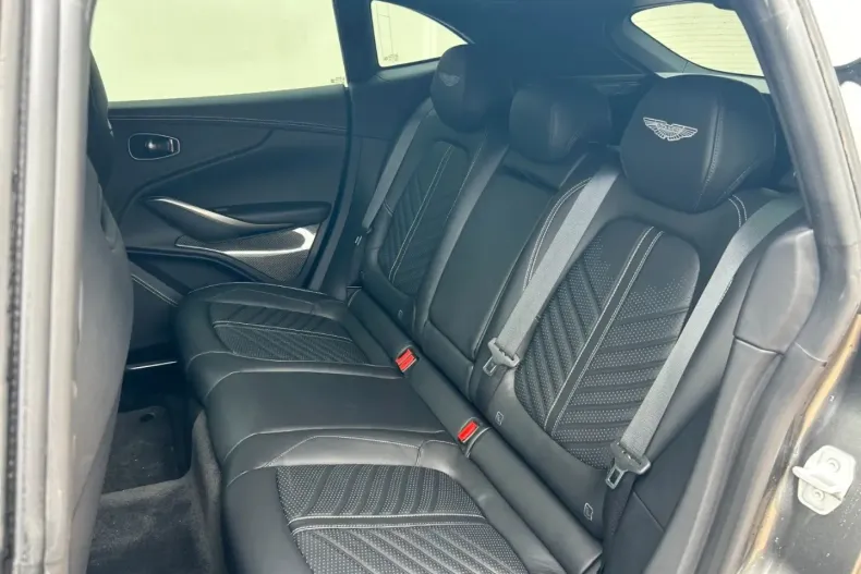 Aston Martin DBX din 2024 cu 11.900 km - oferta AST167353 - foto 16