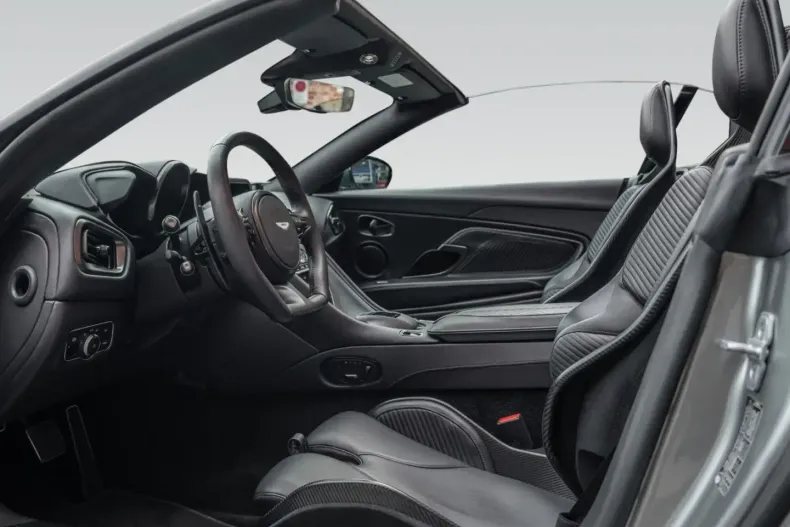 Aston Martin DBS din 2024 cu 6.500 km - oferta AST167354 - foto 5