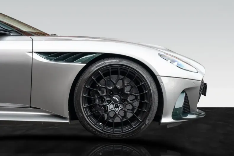 Aston Martin DBS din 2024 cu 6.500 km - oferta AST167354 - foto 7