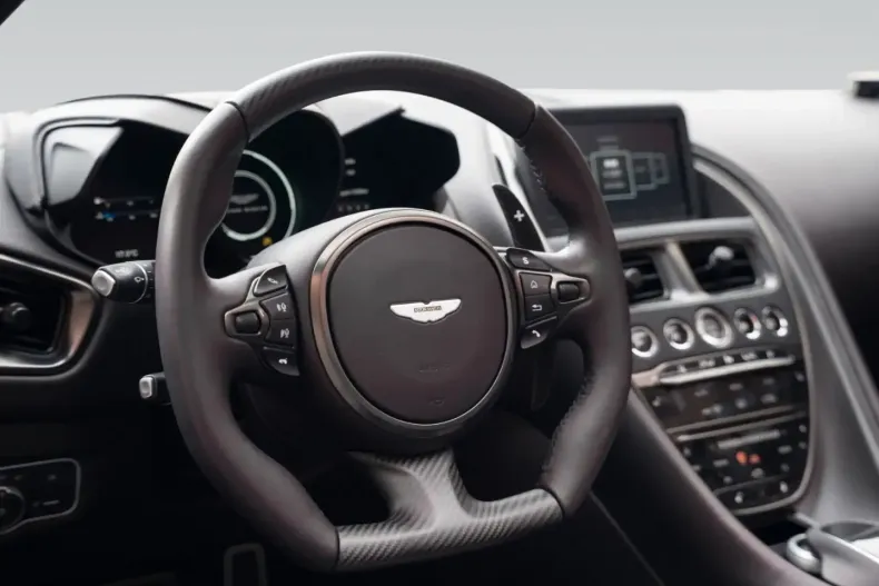 Aston Martin DBS din 2024 cu 6.500 km - oferta AST167354 - foto 20