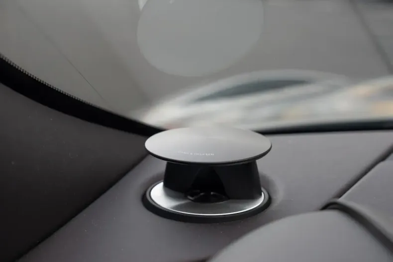 Aston Martin DBS din 2024 cu 6.500 km - oferta AST167354 - foto 34