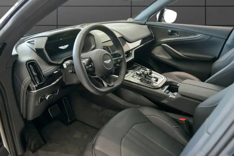 Aston Martin DBX din 2024 cu 6.490 km - oferta AST167356 - foto 9