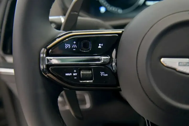 Aston Martin DBX din 2024 cu 6.490 km - oferta AST167356 - foto 25