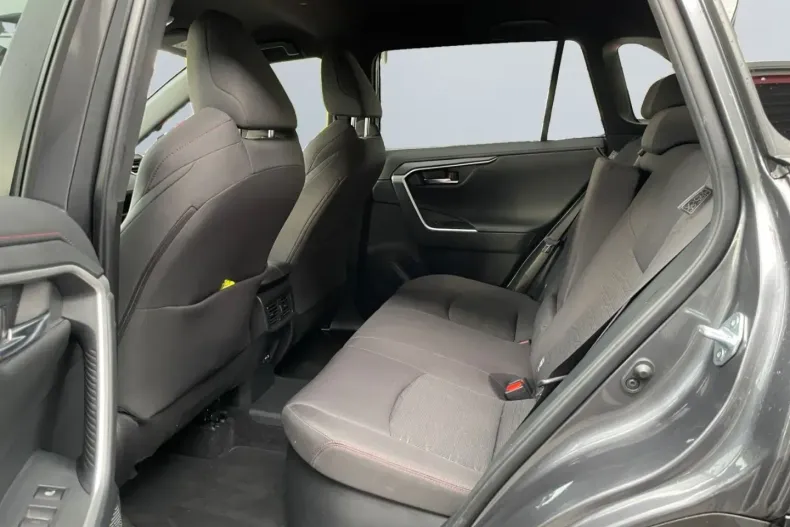 Toyota RAV4 din 2022 cu 68.540 km - oferta TOY167357 - foto 13