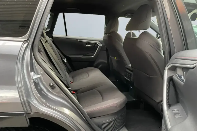 Toyota RAV4 din 2022 cu 68.540 km - oferta TOY167357 - foto 16