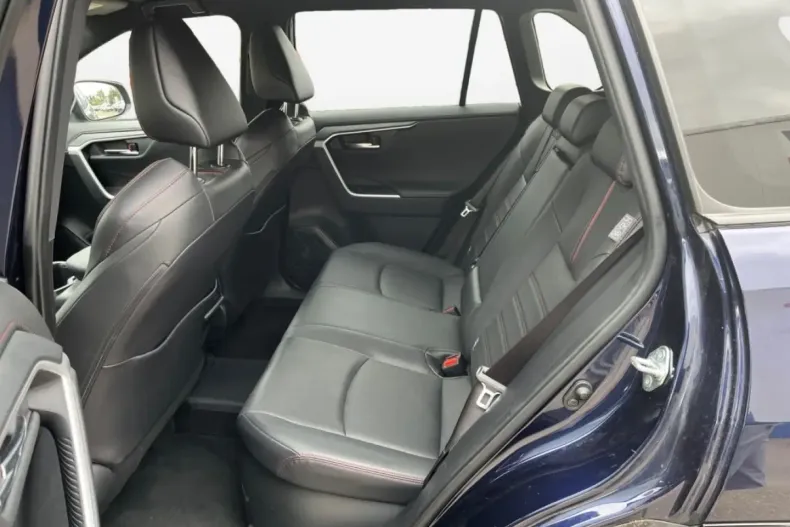 Toyota RAV4 din 2022 cu 63.145 km - oferta TOY167358 - foto 13