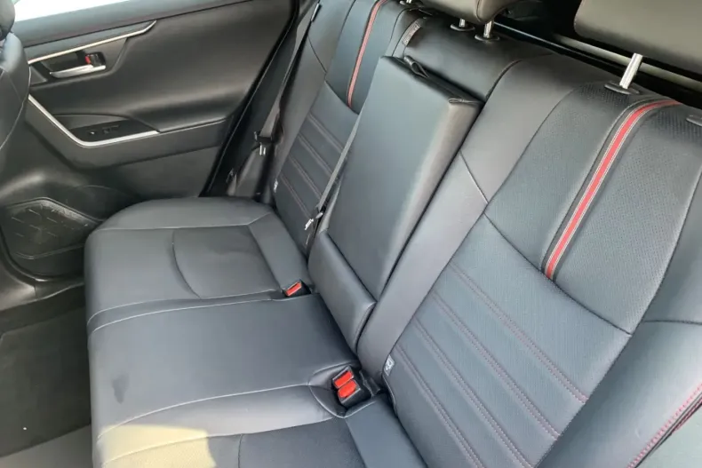 Toyota RAV4 din 2022 cu 66.093 km - oferta TOY167359 - foto 27