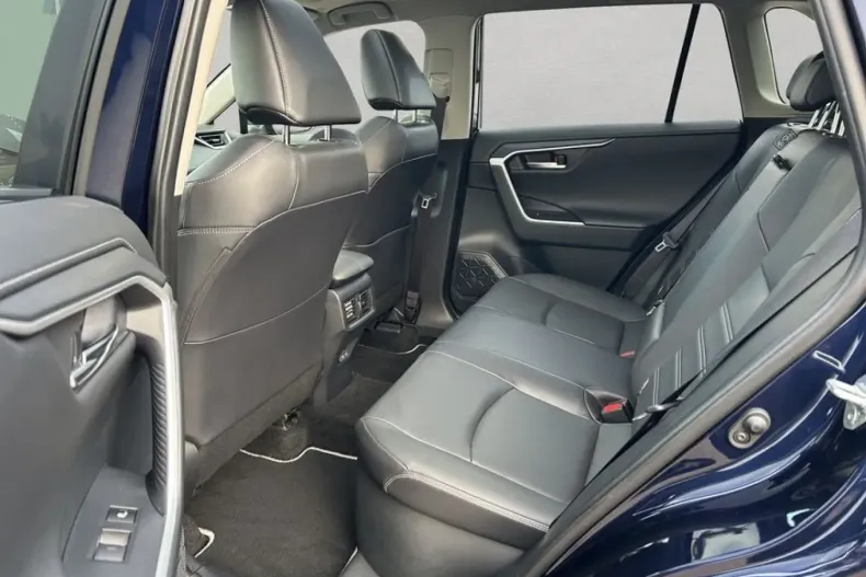 Toyota RAV4 din 2024 cu 23.823 km - oferta TOY167360 - foto 15