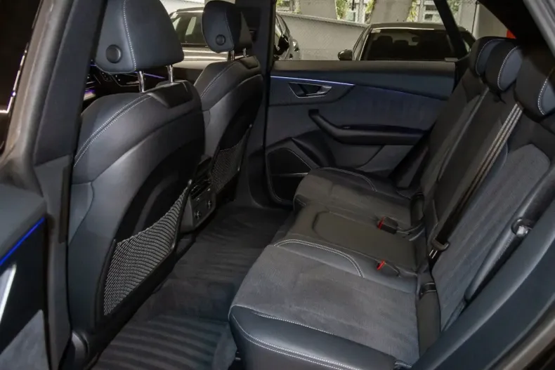 Audi Q8 din 2025 cu 8.301 km - oferta AUD167362 - foto 10