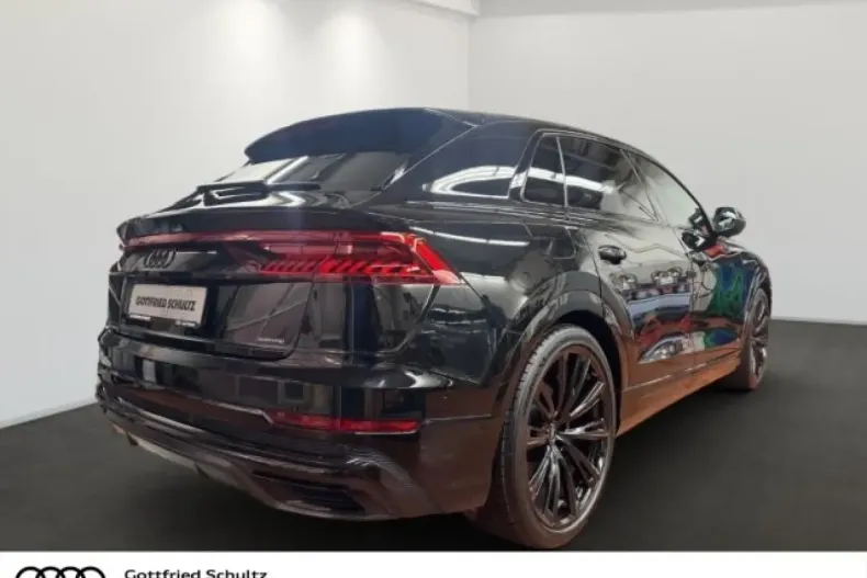 Audi Q8 din 2023 cu 61.099 km - oferta AUD167366 - foto 3