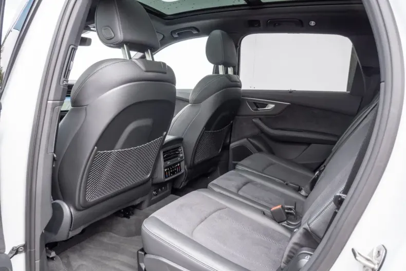 Audi Q7 din 2024 cu 9.098 km - oferta AUD167370 - foto 5