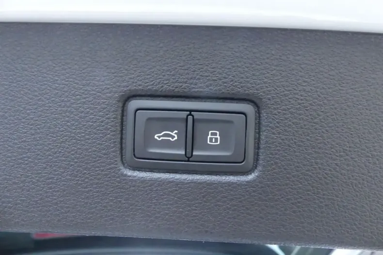 Audi Q7 din 2023 cu 15.568 km - oferta AUD167371 - foto 20