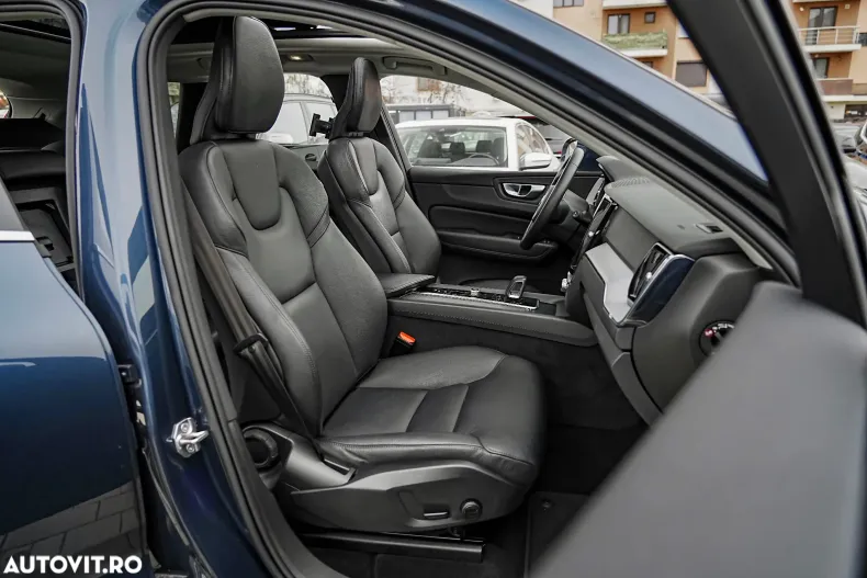 Volvo XC60 din 2022 cu 87.900 km - oferta VOL167378 - foto 15