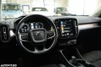 Volvo XC40 din 2021 cu 71.426 km - oferta VOL167391 - foto 28