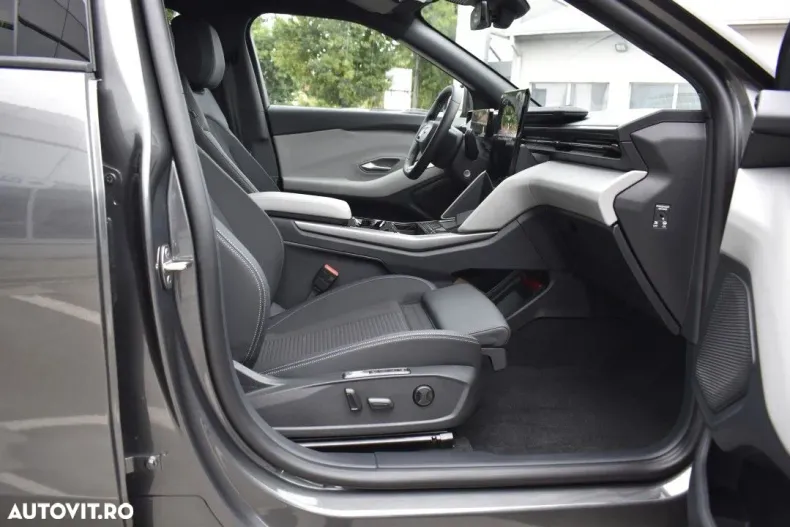 Ford Capri din 2025 cu 1 km - oferta FOR167394 - foto 18