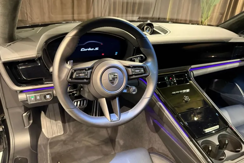 Porsche Panamera din 2024 cu 13.613 km - oferta POR167399 - foto 10