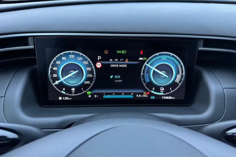 Hyundai TUCSON din 2023 cu 174.800 km - oferta HYU167402 - foto 11