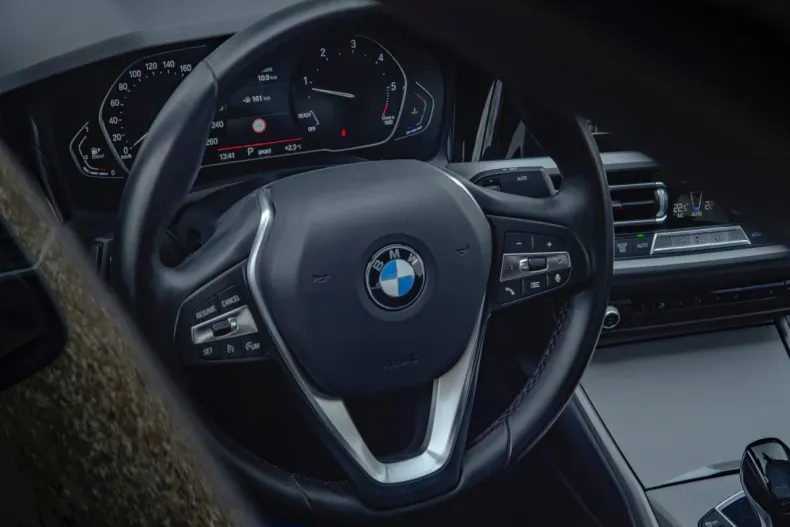 BMW Seria 3 din 2020 cu 155.685 km - oferta BMW167403 - foto 4