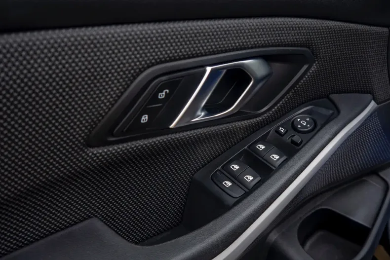 BMW Seria 3 din 2020 cu 155.685 km - oferta BMW167403 - foto 18