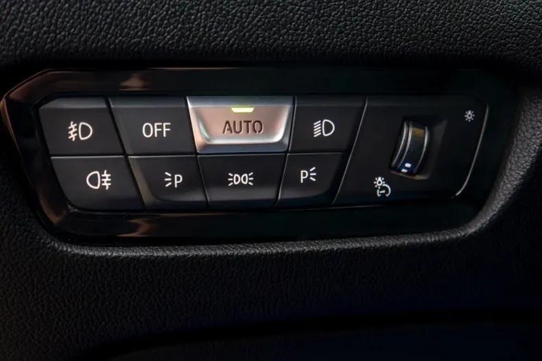 BMW Seria 3 din 2020 cu 155.685 km - oferta BMW167403 - foto 33