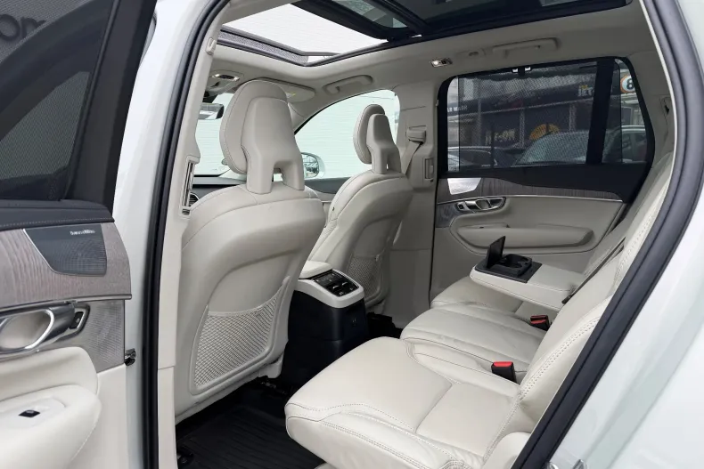 Volvo XC90 din 2021 cu 122.000 km - oferta VOL167404 - foto 9