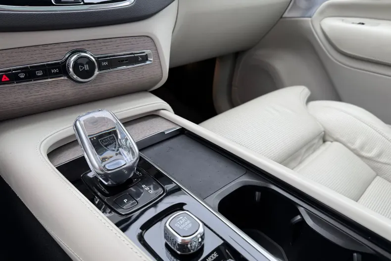 Volvo XC90 din 2021 cu 122.000 km - oferta VOL167404 - foto 28