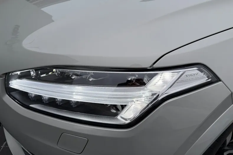 Volvo XC90 din 2021 cu 122.000 km - oferta VOL167404 - foto 32