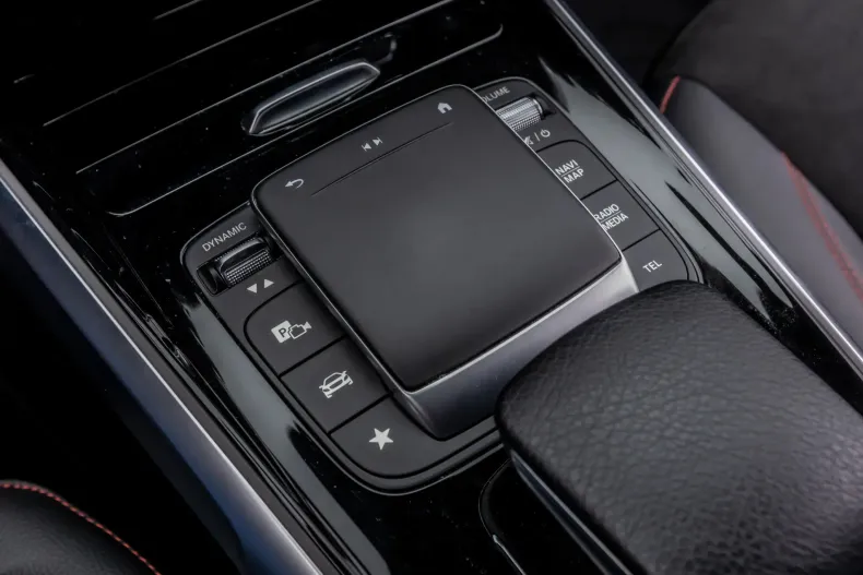 Mercedes-Benz GLB din 2022 cu 49.000 km - oferta MER167406 - foto 23