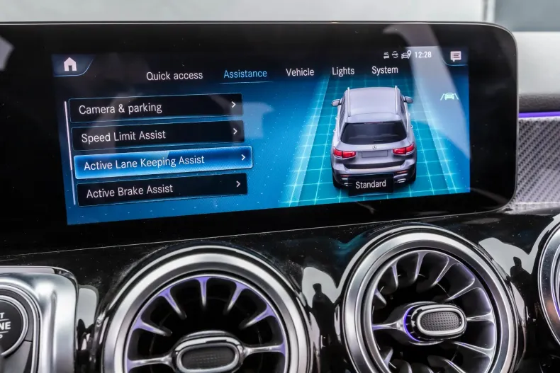 Mercedes-Benz GLB din 2022 cu 49.000 km - oferta MER167406 - foto 28