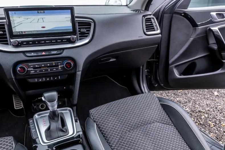 Kia XCeed din 2022 cu 73.000 km - oferta KIA167407 - foto 19