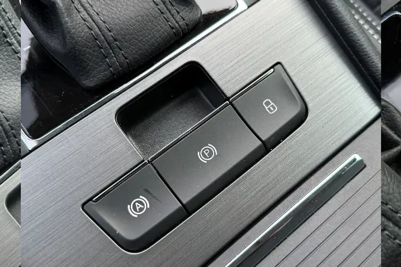 Skoda Superb din 2021 cu 151.750 km - oferta SKO167410 - foto 30