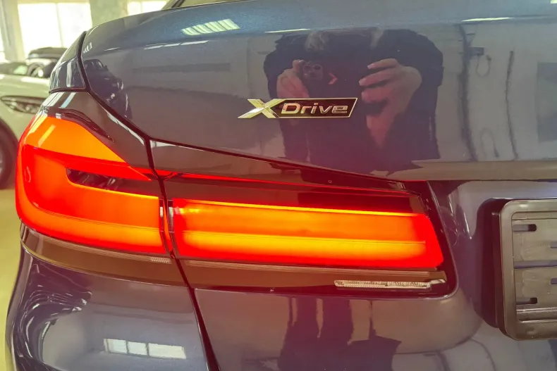 BMW Seria 5 din 2020 cu 101.430 km - oferta BMW167422 - foto 11