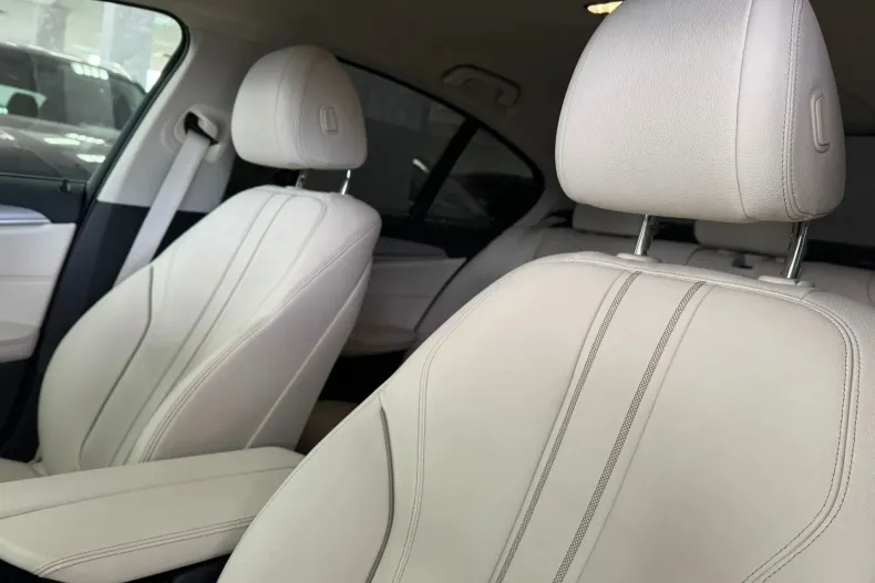 BMW Seria 5 din 2020 cu 101.430 km - oferta BMW167422 - foto 20