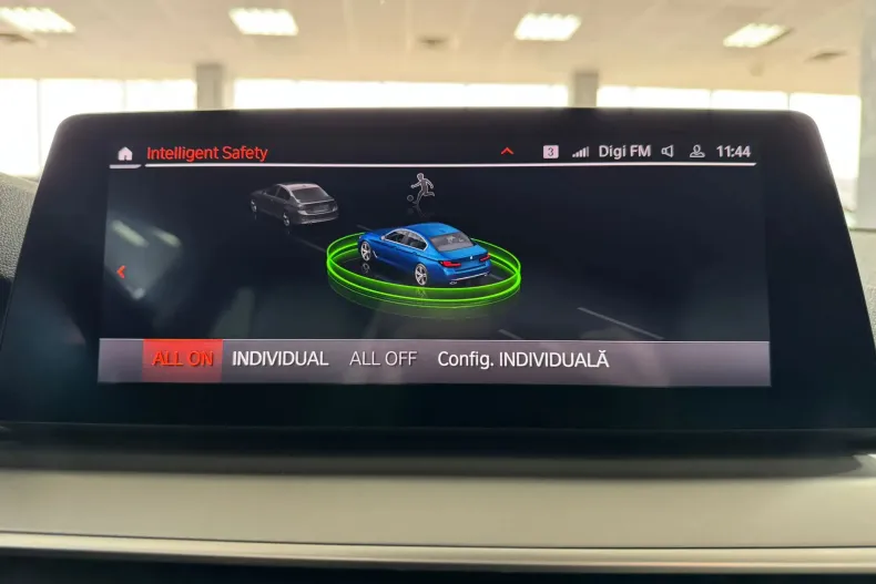 BMW Seria 5 din 2020 cu 101.430 km - oferta BMW167422 - foto 36