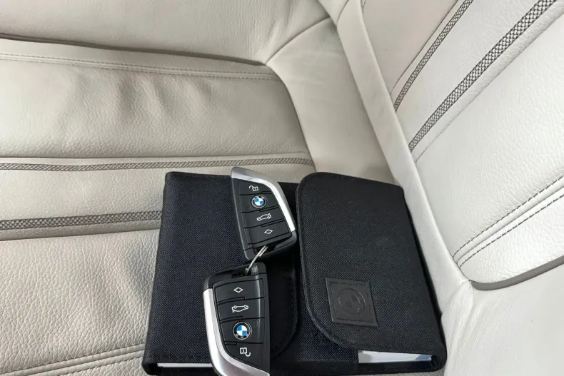 BMW Seria 5 din 2020 cu 101.430 km - oferta BMW167422 - foto 40