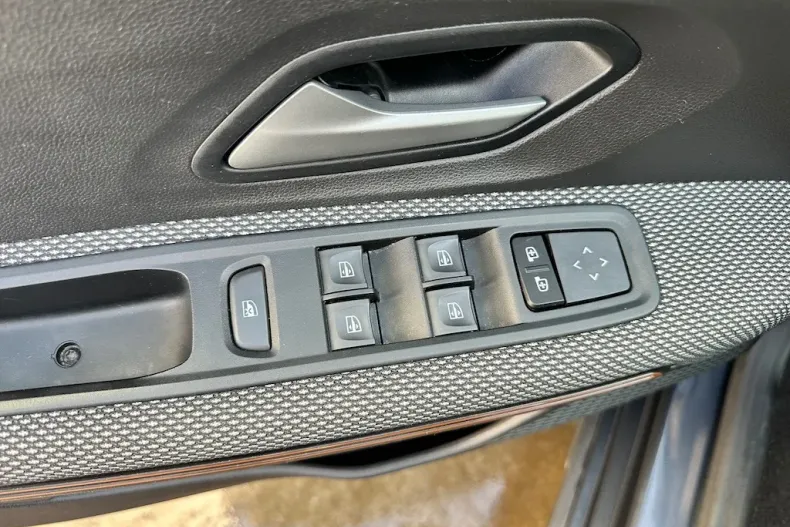 Dacia Sandero Stepway din 2023 cu 68.000 km - oferta DAC167427 - foto 13