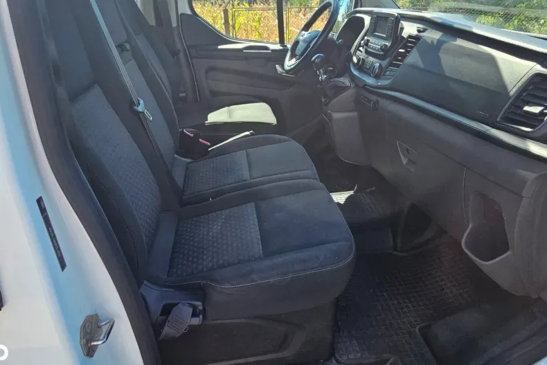Ford Transit Custom din 2021 cu 86.000 km - oferta FOR167429 - foto 9