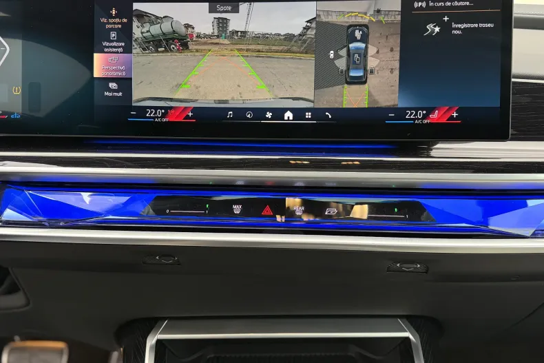 BMW Seria 7 din 2023 cu 51.372 km - oferta BMW167431 - foto 12